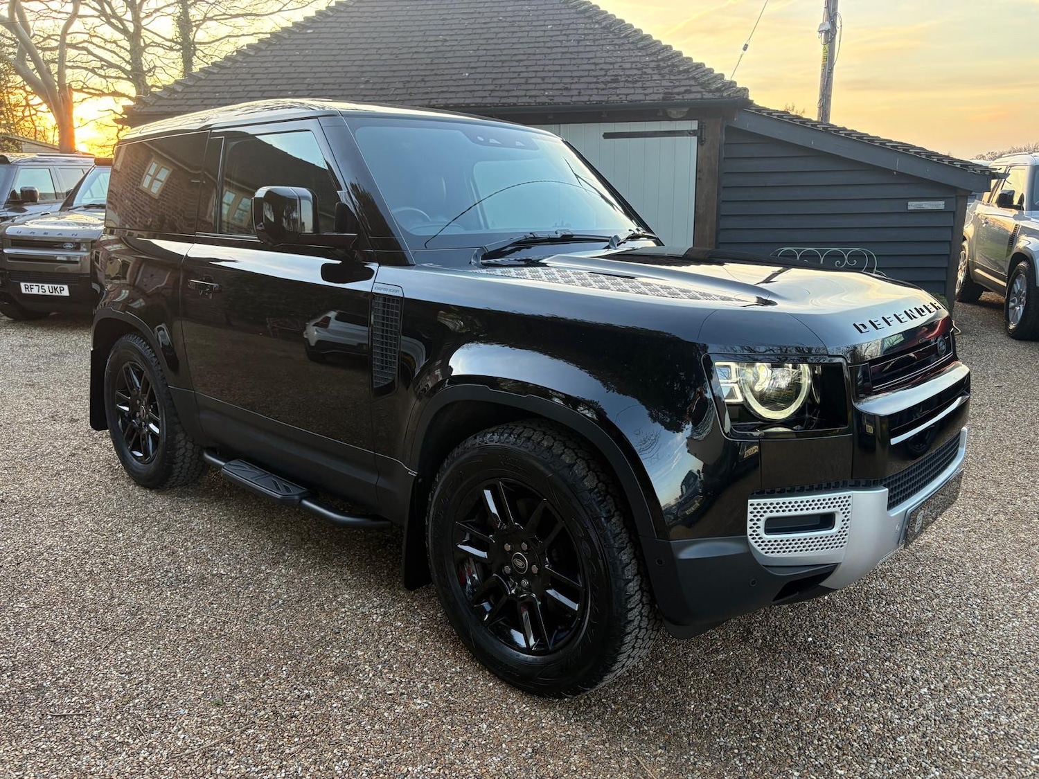 Used Land Rover Defender 2023 for sale - 77938272: Photo 3