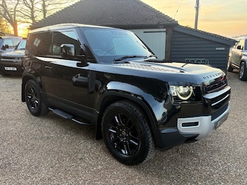 Used Land Rover Defender 2023 for sale - 77938272: Photo