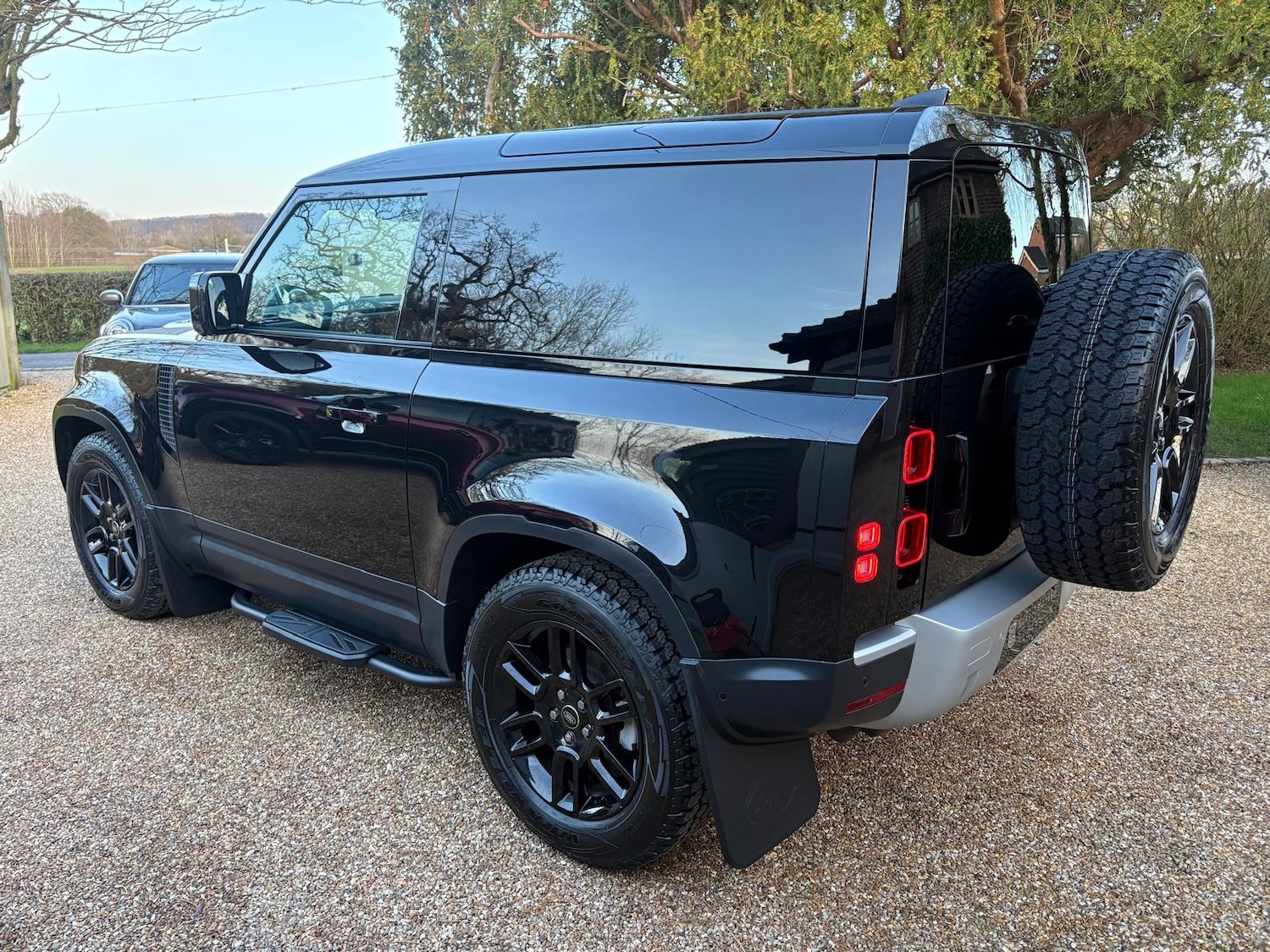 Used Land Rover Defender 2023 for sale - 77938272: Photo 5