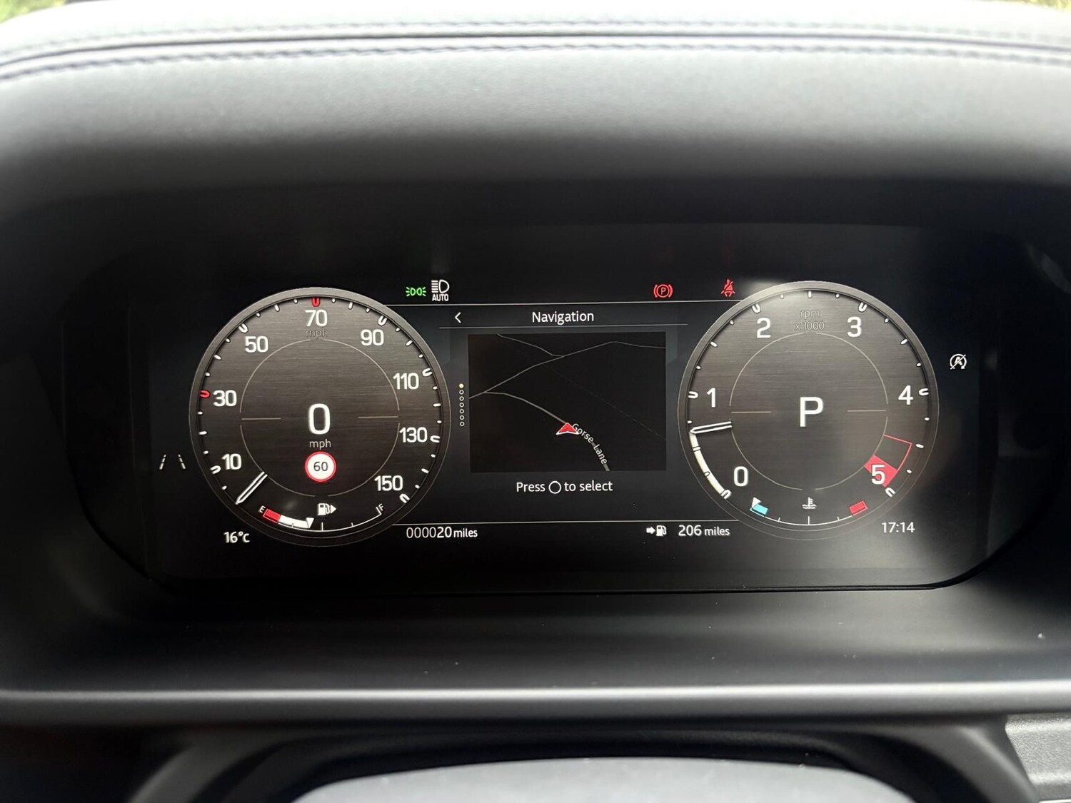 Used Land Rover Defender 2025 for sale - 76206266: Photo 16