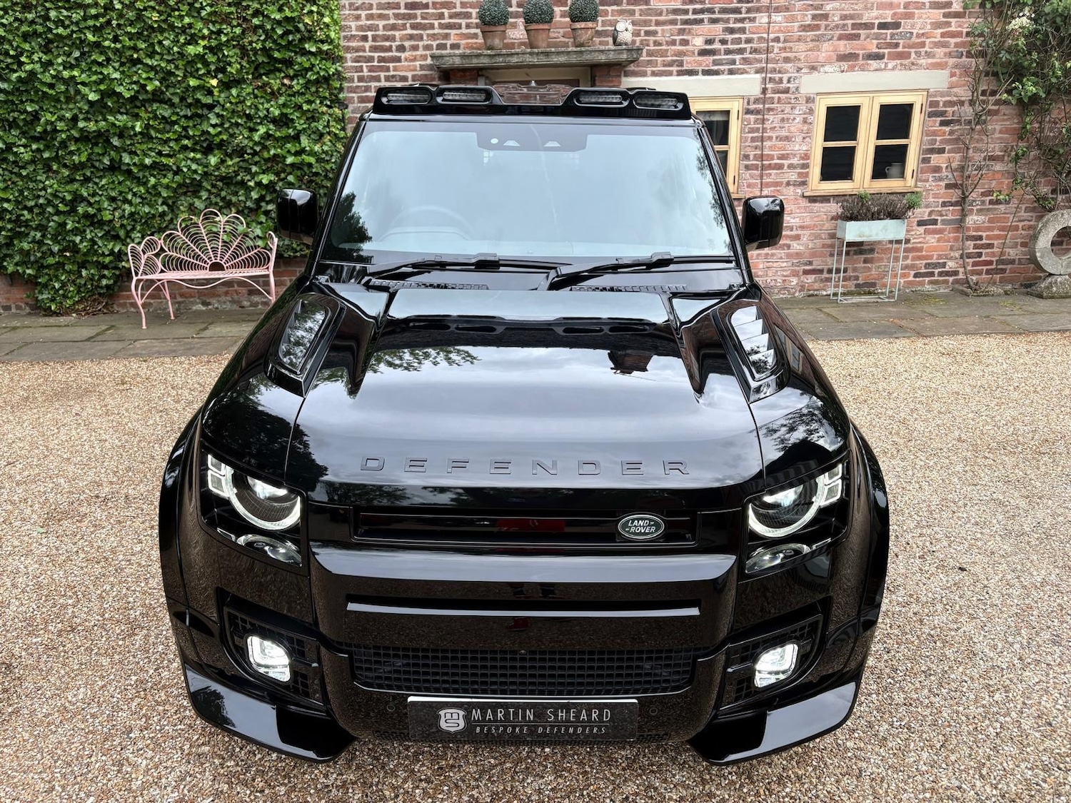 Used Land Rover Defender 2025 for sale - 76206266: Photo 8