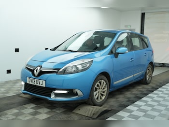 Used Renault Grand Scenic 2013 for sale - 78236311: Photo
