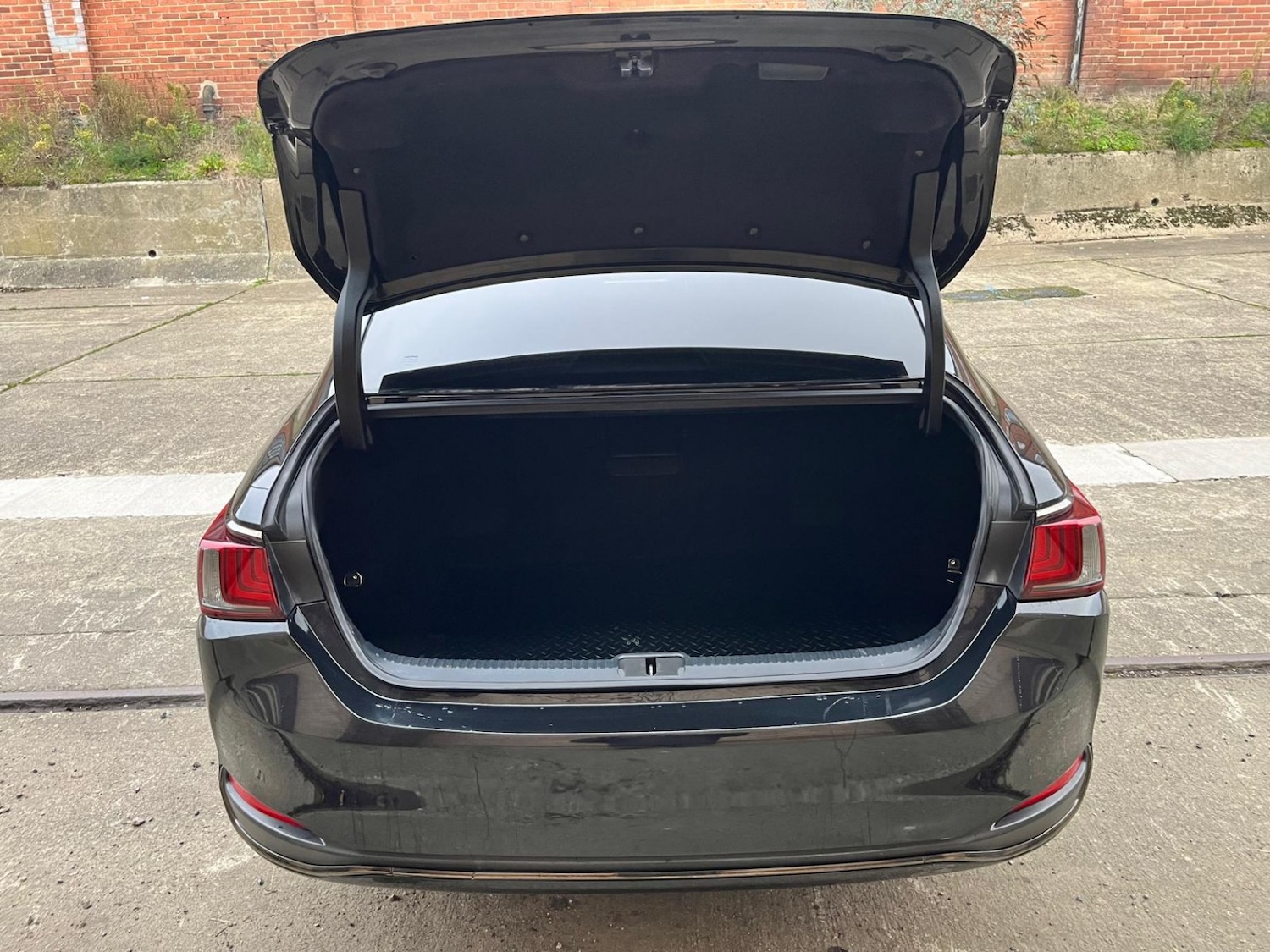 Used Lexus ES 2019 for sale - 77065624: Photo 11