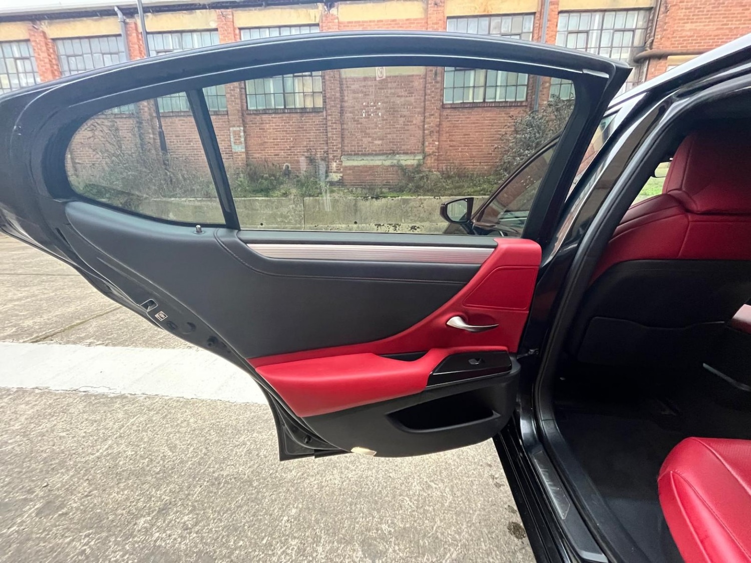 Used Lexus ES 2019 for sale - 77065624: Photo 35