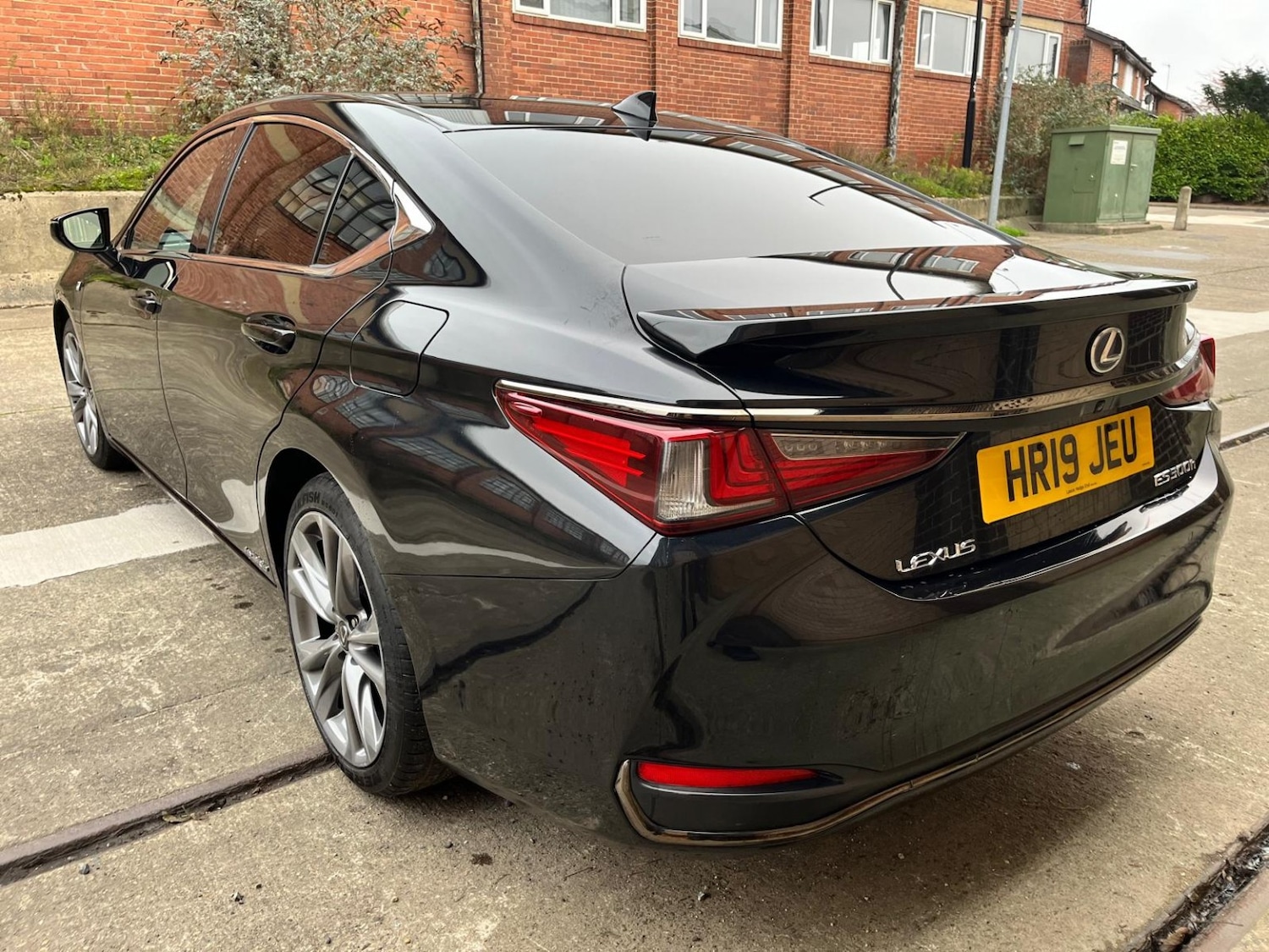 Used Lexus ES 2019 for sale - 77065624: Photo 4