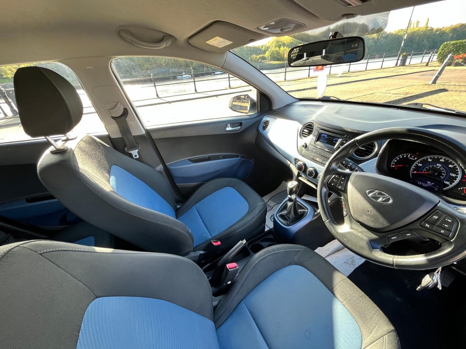 Used Hyundai i10 2016 for sale - 76769283: Photo 28