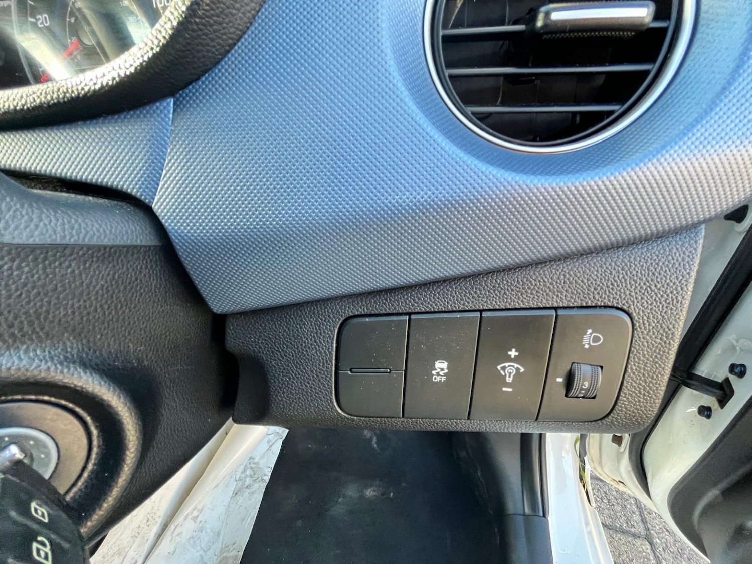 Used Hyundai i10 2016 for sale - 76769283: Photo 29