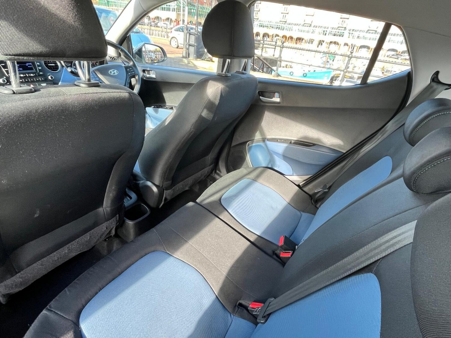 Used Hyundai i10 2016 for sale - 76769283: Photo 32