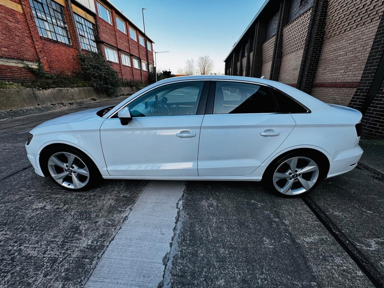Used Audi A3 2015 for sale - 77991684: Photo 9