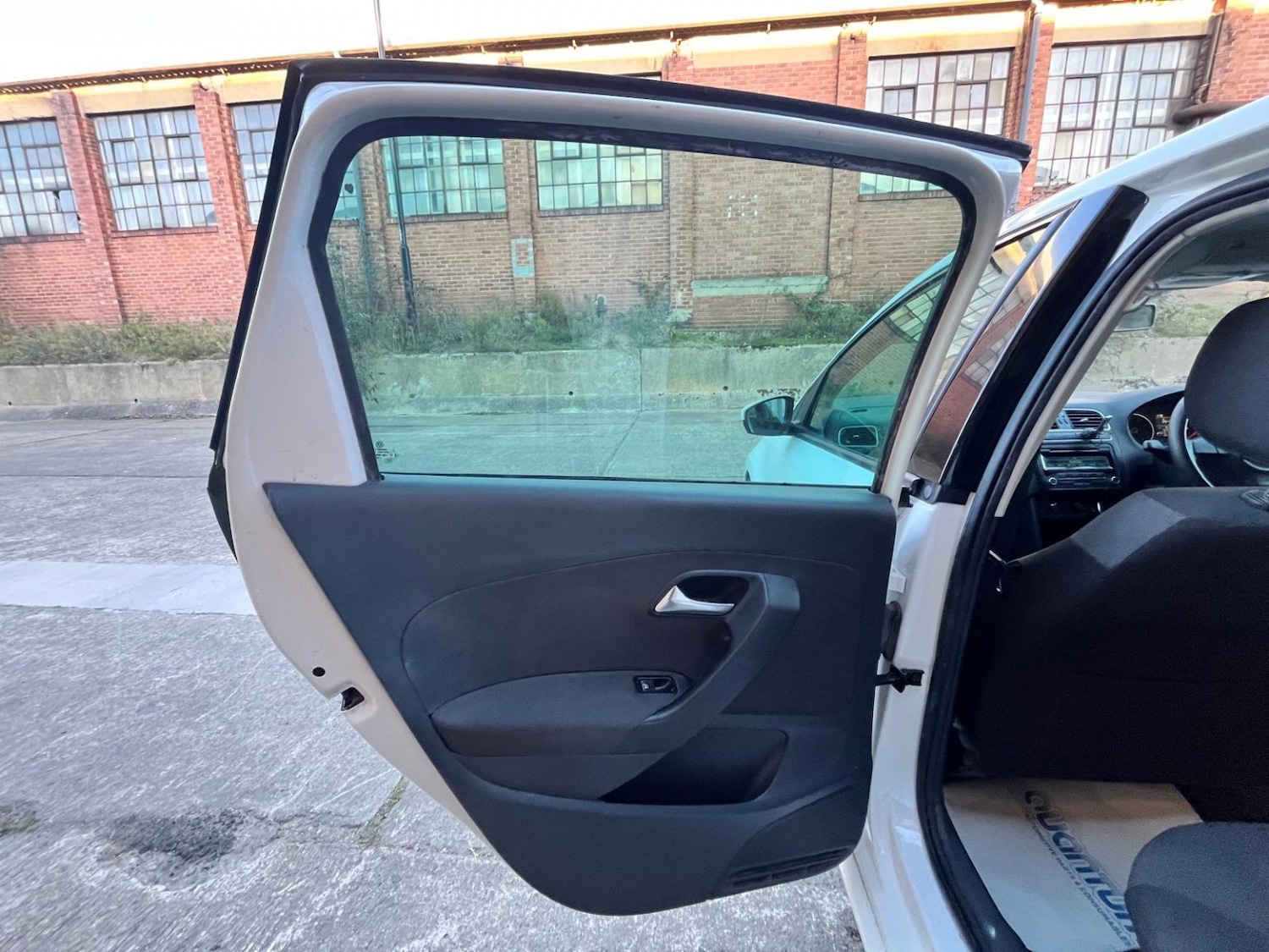 Used Volkswagen Polo 2013 for sale - 78182780: Photo 21