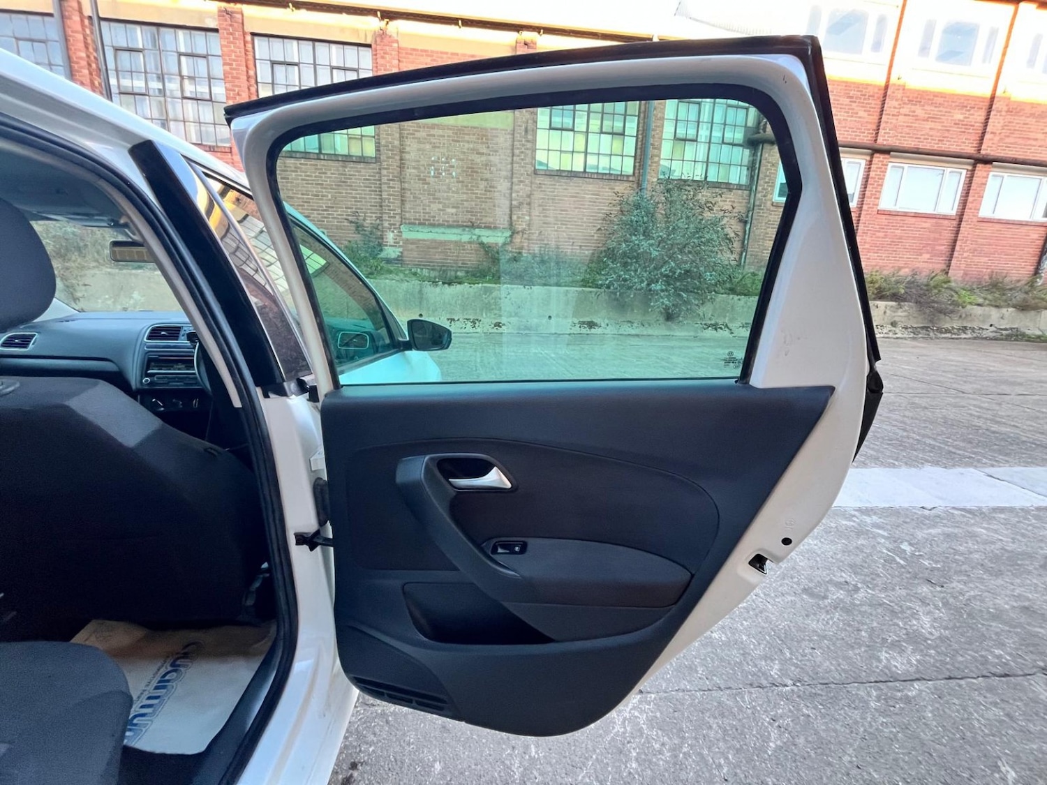 Used Volkswagen Polo 2013 for sale - 78182780: Photo 22