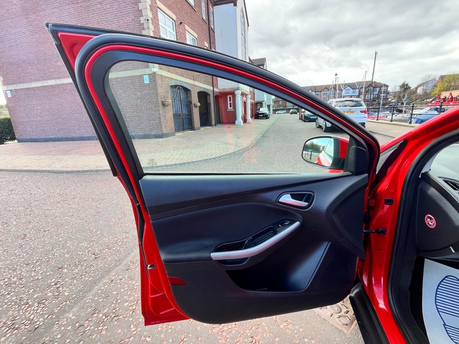 Used Ford Focus 2015 for sale - 78070372: Photo 17