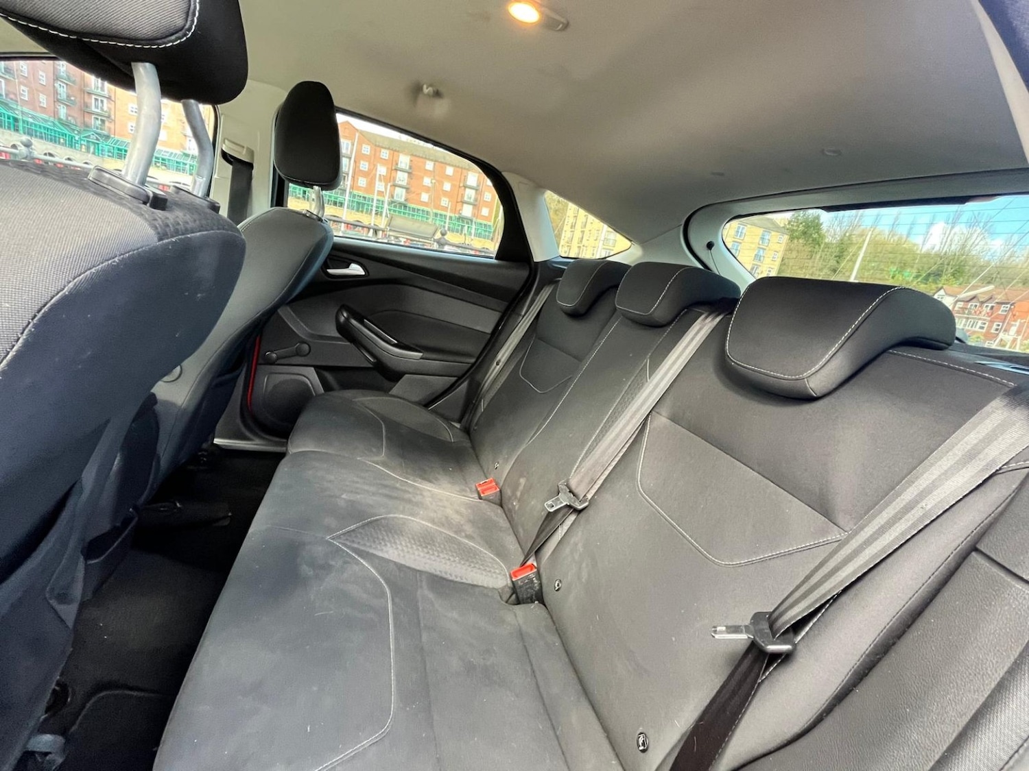 Used Ford Focus 2015 for sale - 78070372: Photo 21