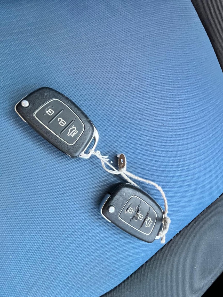 Used Hyundai i10 2016 for sale - 75869525: Photo 40