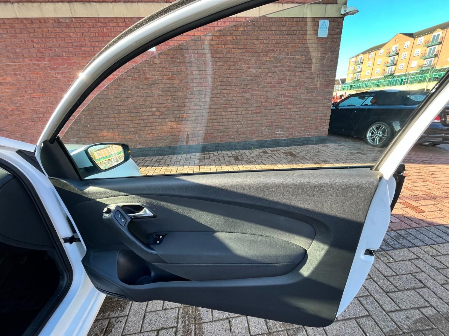 Used Volkswagen Polo 2011 for sale - 77065710: Photo 21