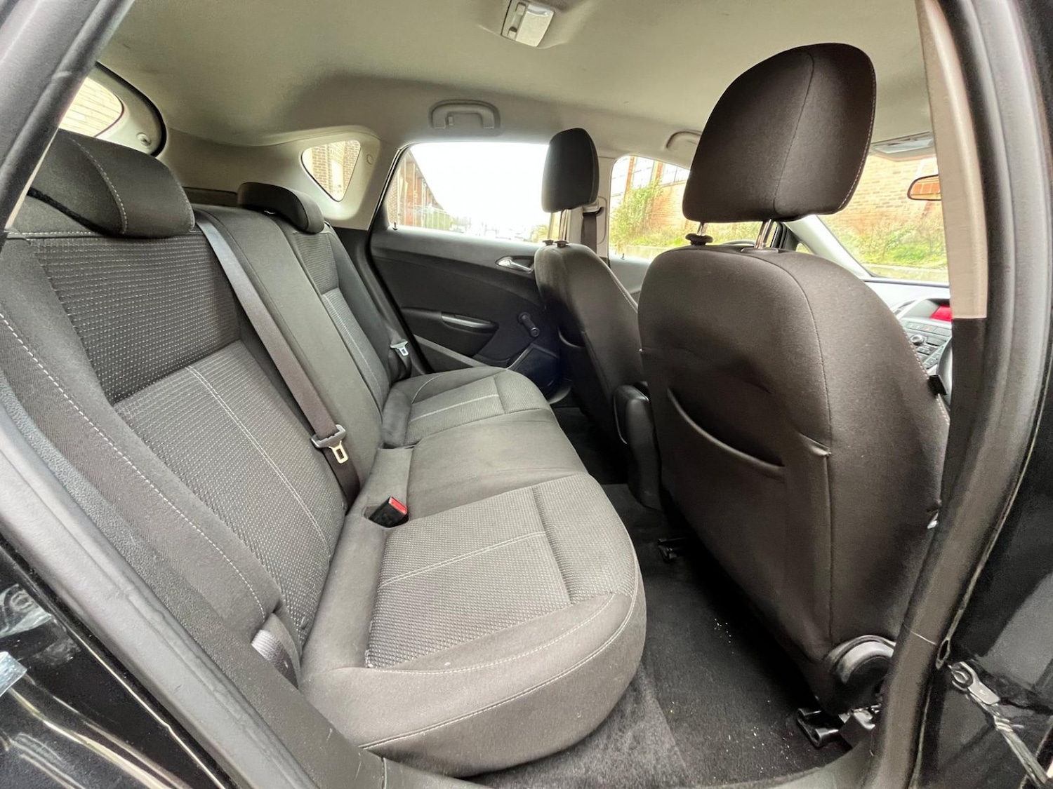 Used Vauxhall Astra 2013 for sale - 77836929: Photo 32