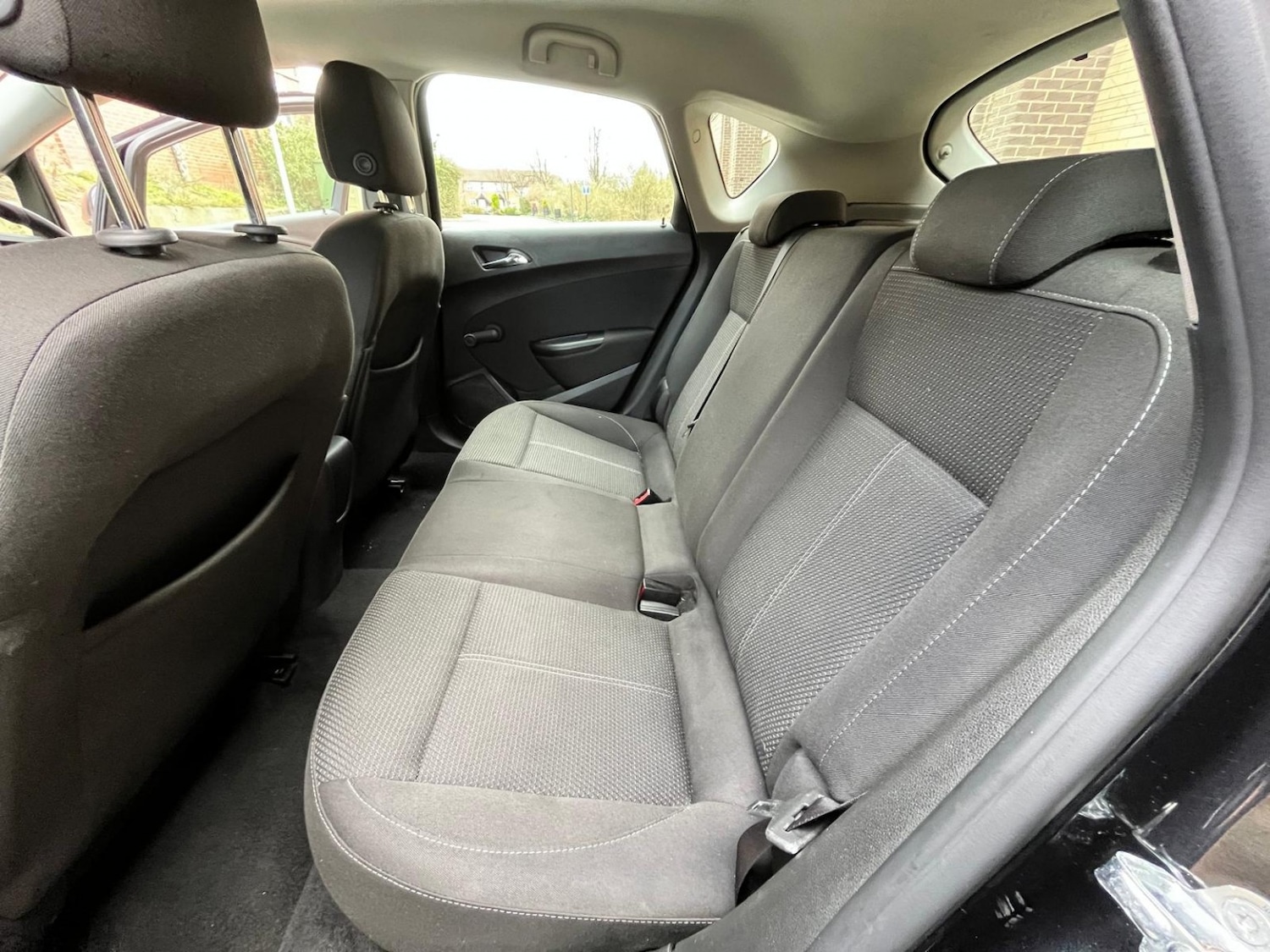 Used Vauxhall Astra 2013 for sale - 77836929: Photo 36