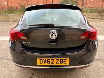 Used Vauxhall Astra 2013 for sale - 77836929: Photo