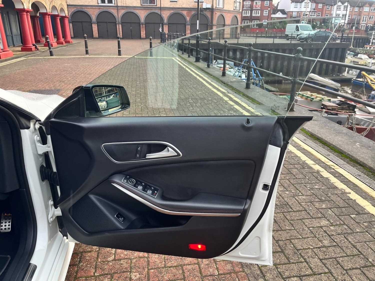 Used Mercedes-Benz CLA 2015 for sale - 76884926: Photo 25