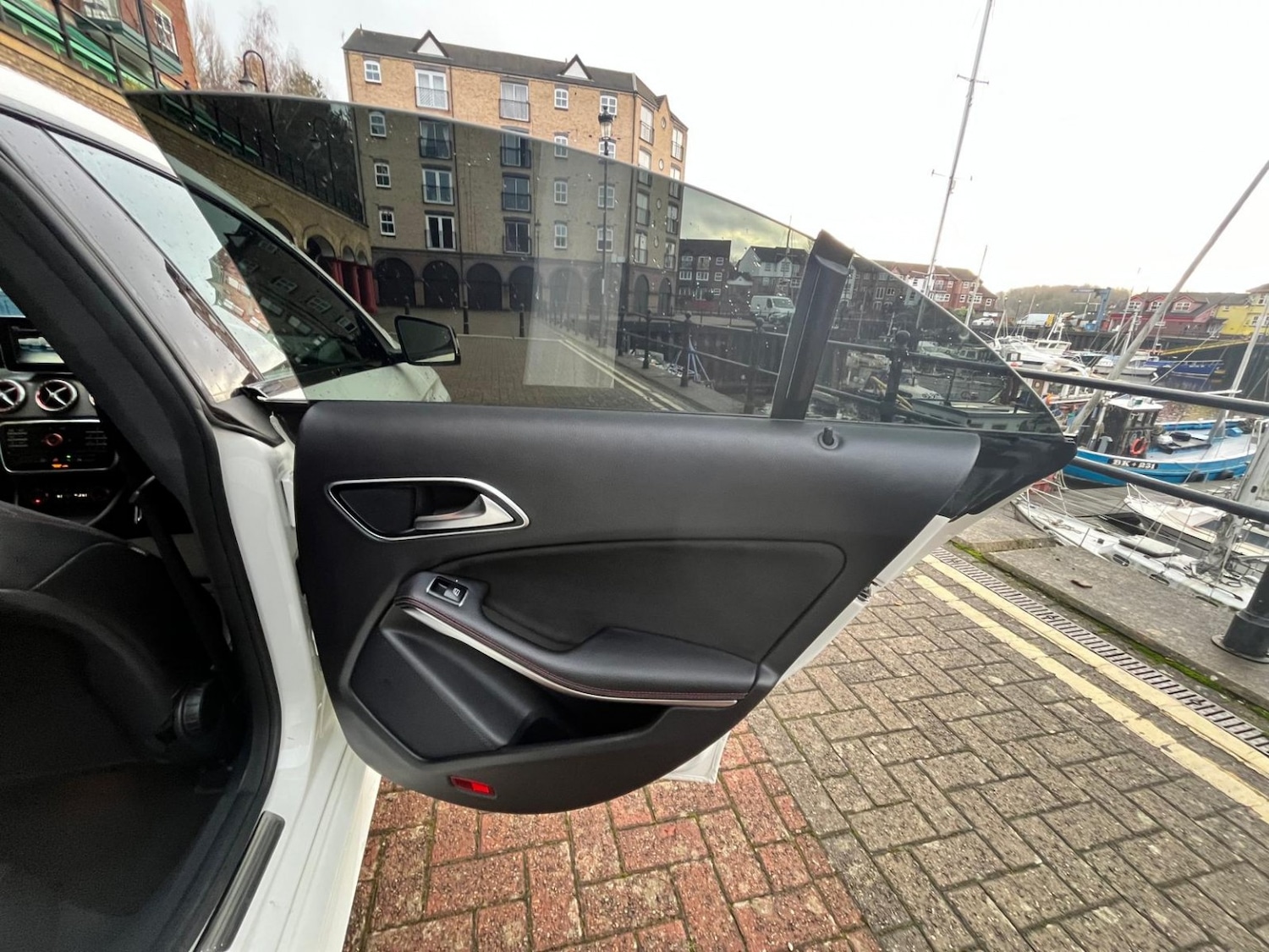 Used Mercedes-Benz CLA 2015 for sale - 76884926: Photo 27