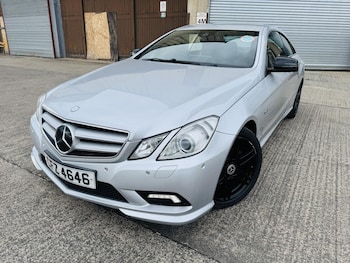 Used Mercedes-Benz E Class 2010 for sale - 79333384: Photo