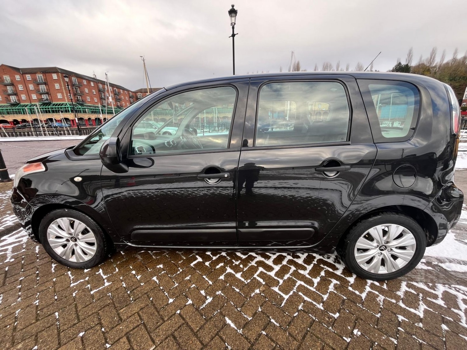 Used Citroen C3 Picasso 2009 for sale - 76643299: Photo 10
