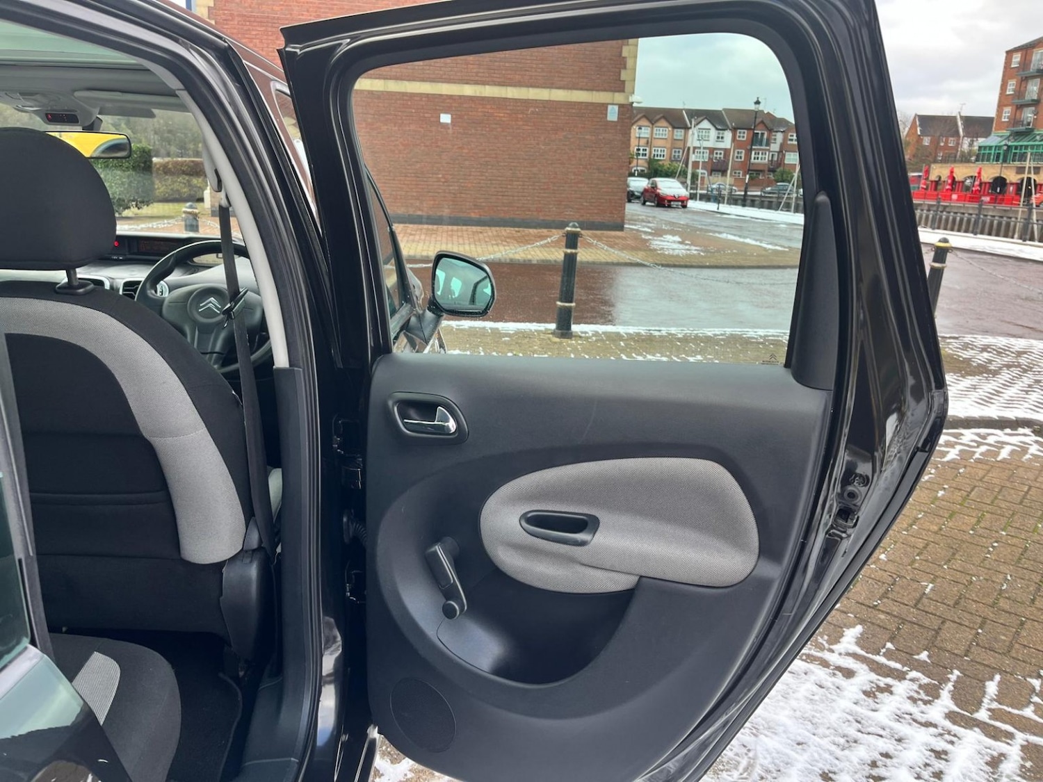 Used Citroen C3 Picasso 2009 for sale - 76643299: Photo 24