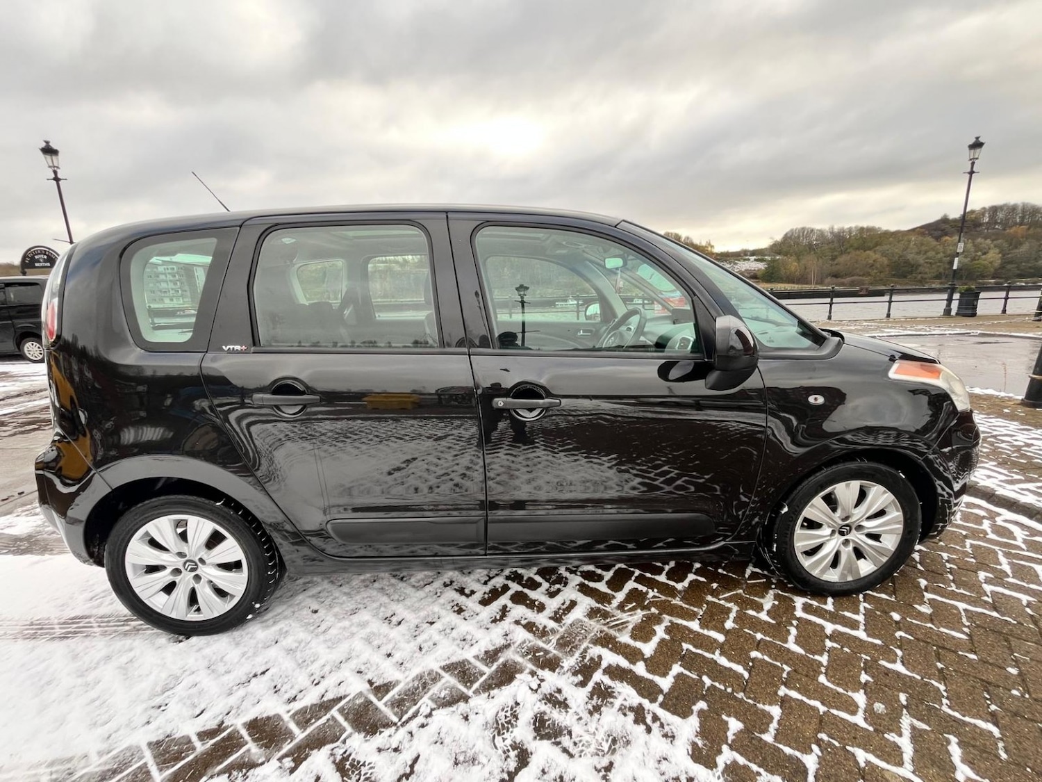 Used Citroen C3 Picasso 2009 for sale - 76643299: Photo 3
