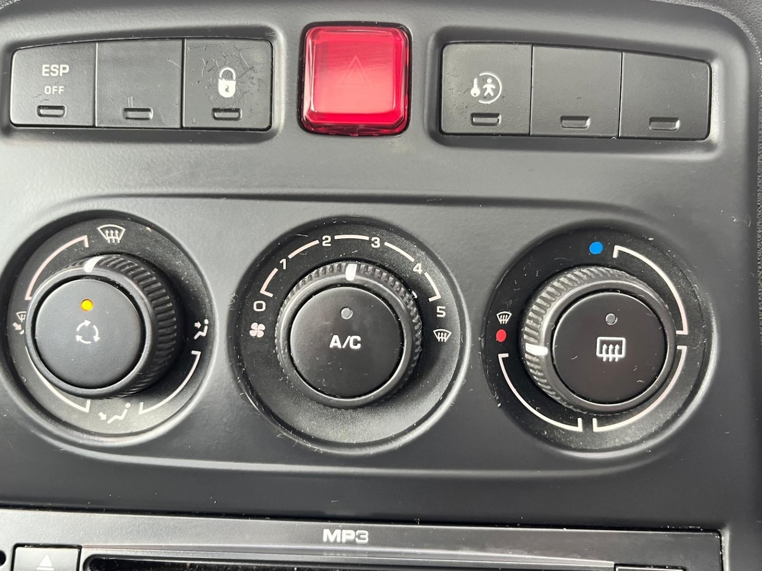 Used Citroen C3 Picasso 2009 for sale - 76643299: Photo 38