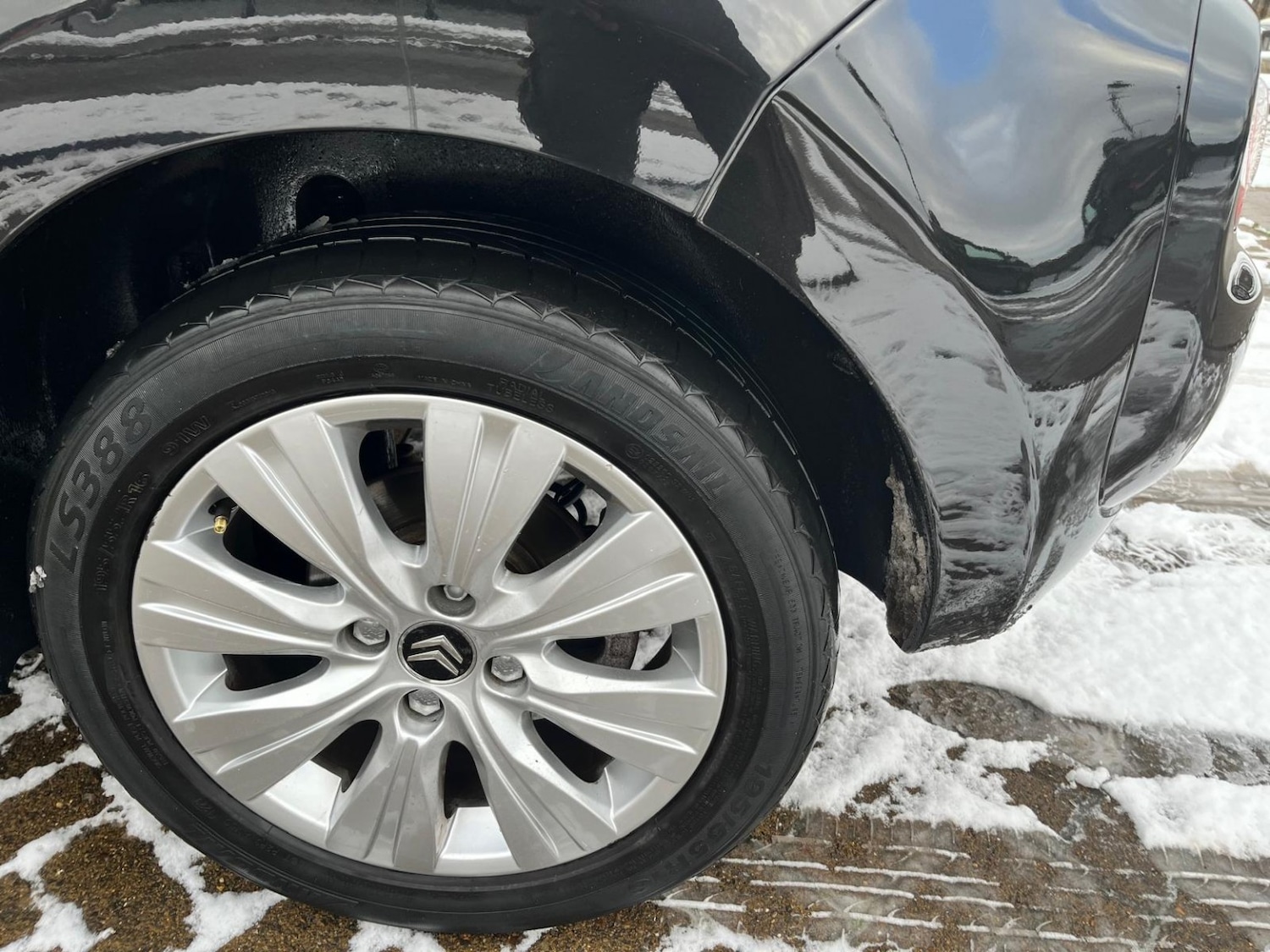 Used Citroen C3 Picasso 2009 for sale - 76643299: Photo 4