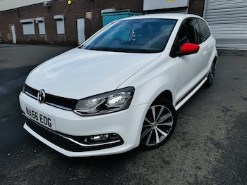 Used Volkswagen Polo 2016 for sale - 77385193: Photo