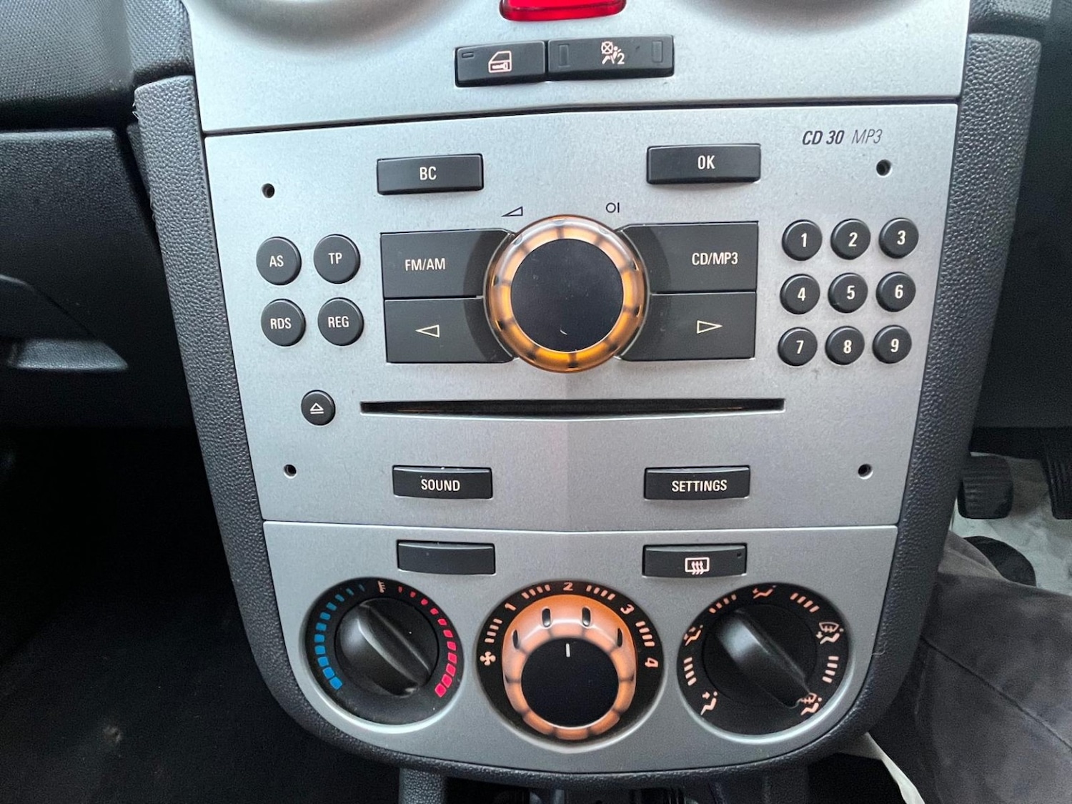 Used Vauxhall Corsa 2012 for sale - 77129487: Photo 35