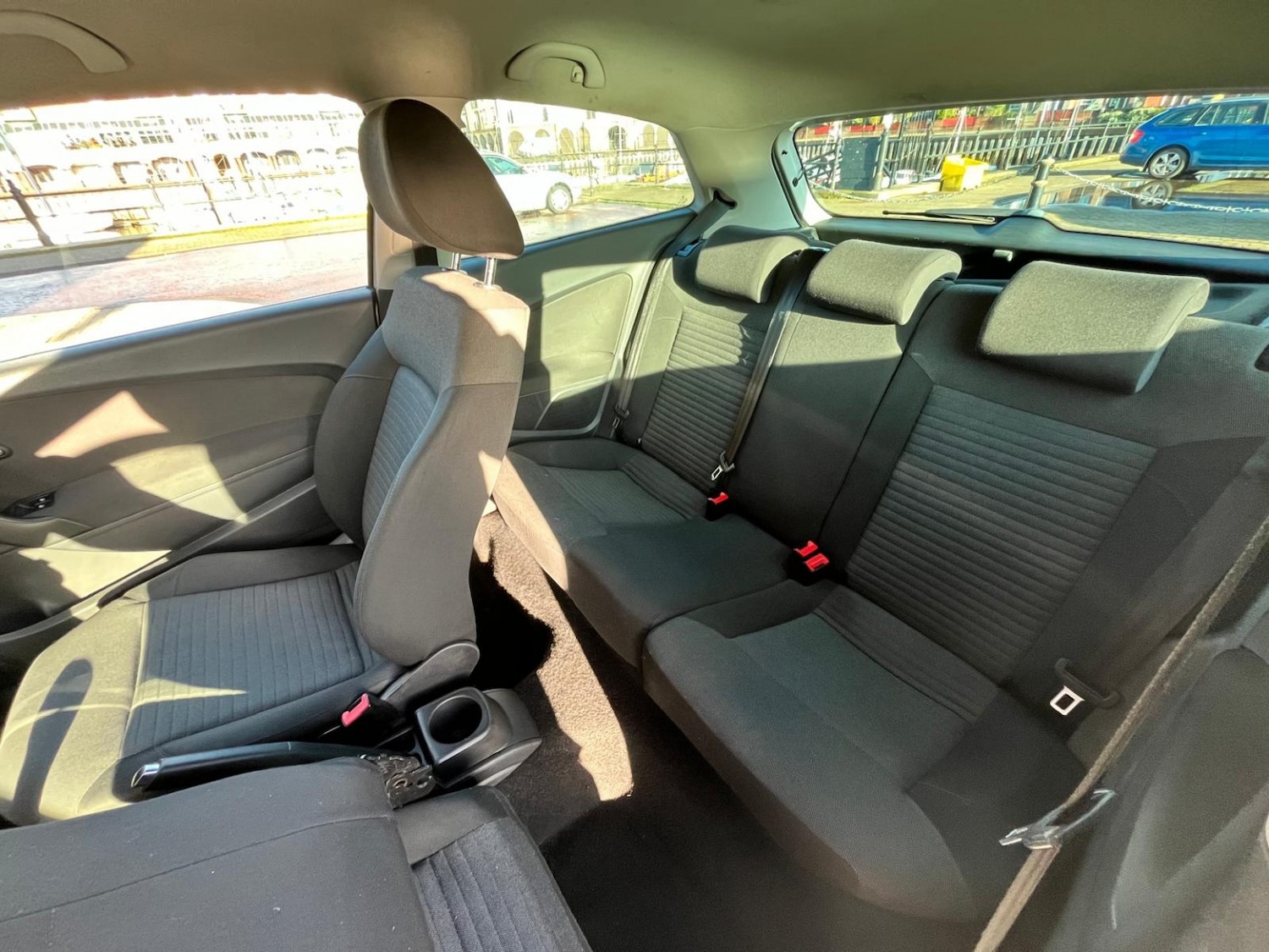 Used Volkswagen Polo 2011 for sale - 76631483: Photo 15