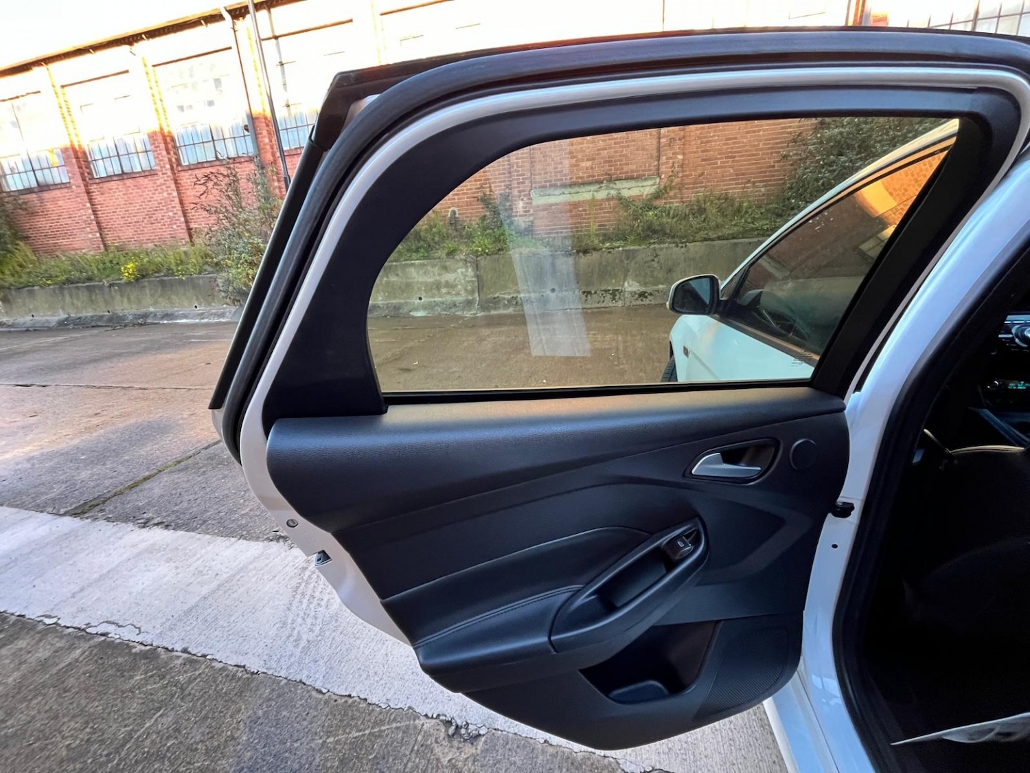 Used Ford Focus 2012 for sale - 76793211: Photo 37