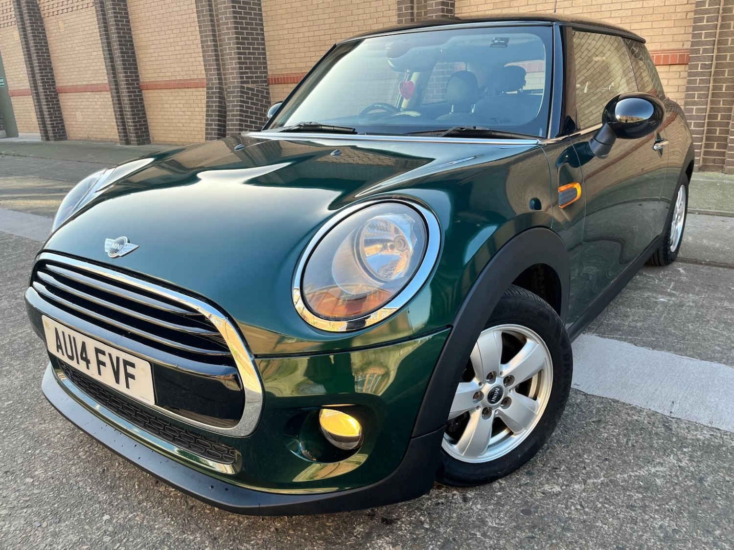 Used MINI Hatch 2014 for sale - 77735771: Photo 2