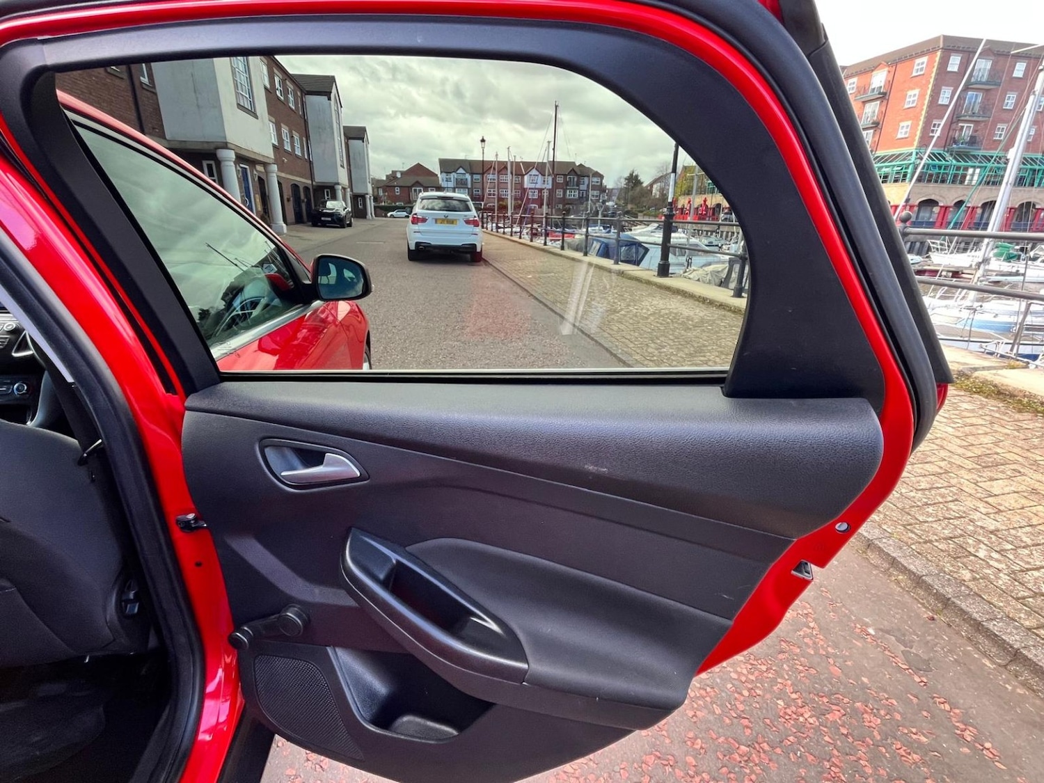 Used Ford Focus 2015 for sale - 78182874: Photo 19