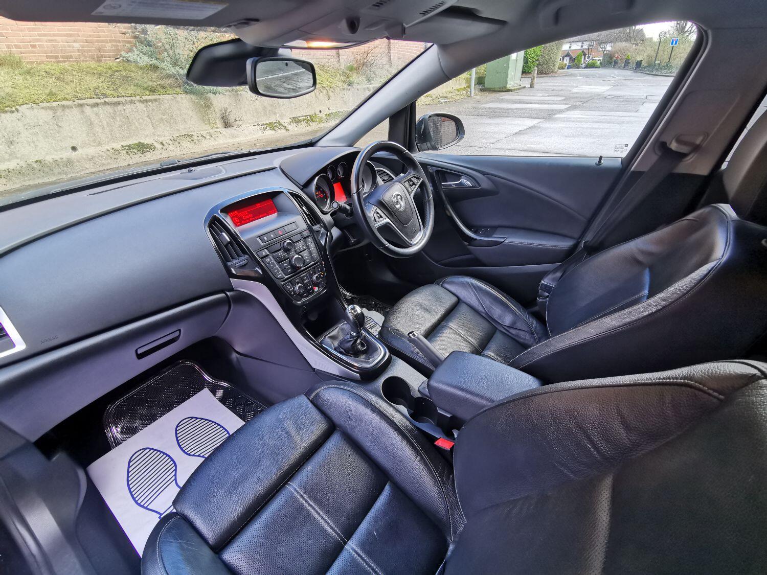 Used Vauxhall Astra 2015 for sale - 76793207: Photo 13