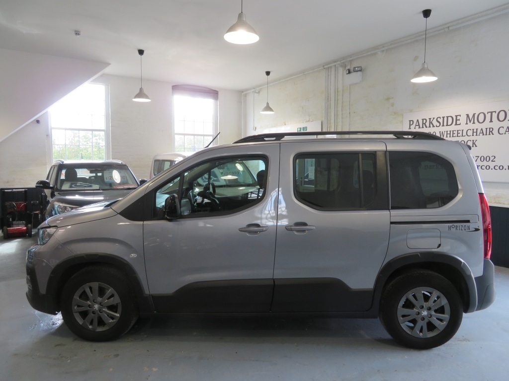 Used Peugeot Rifter 2023 for sale - 75639929: Photo 17