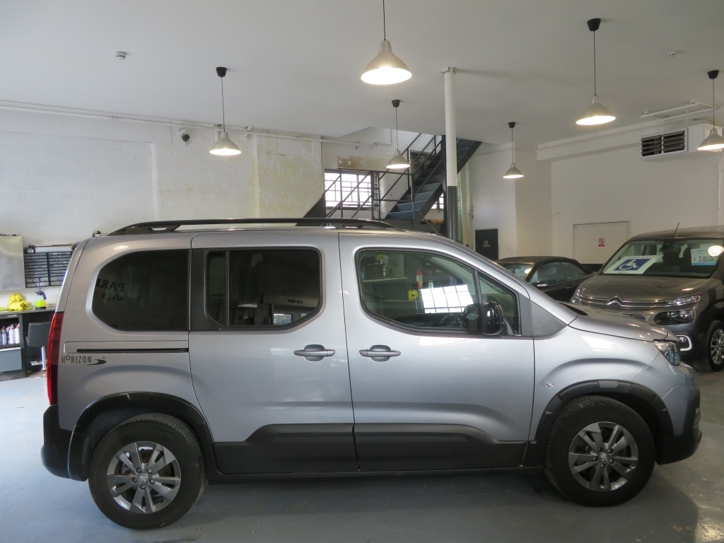 Used Peugeot Rifter 2023 for sale - 75639929: Photo 18