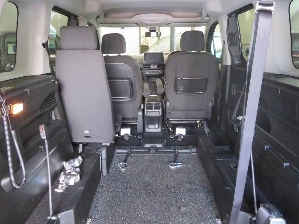 Used Peugeot Rifter 2023 for sale - 75639929: Photo 6