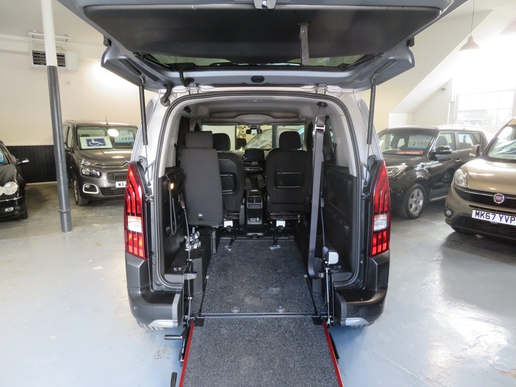 Used Peugeot Rifter 2023 for sale - 75639929: Photo 7