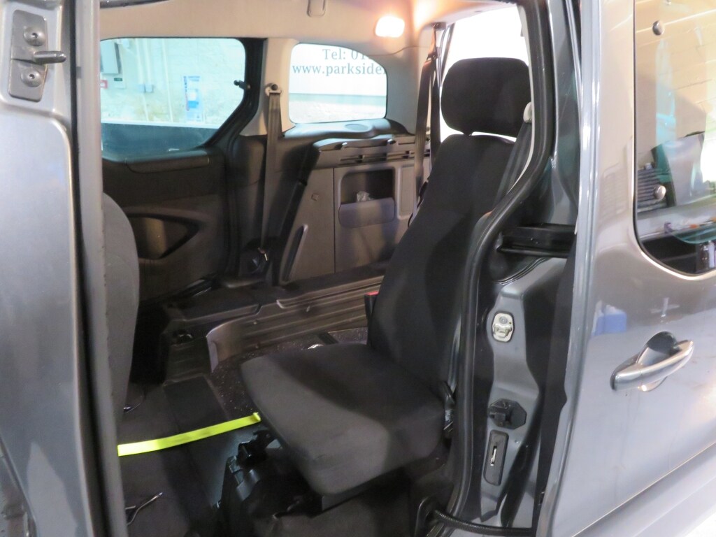 Used Peugeot Partner 2019 for sale - 76707686: Photo 8