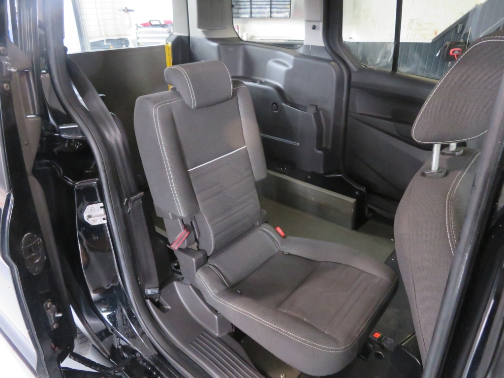 Used Ford Grand Tourneo Connect 2017 for sale - 77433900: Photo 7