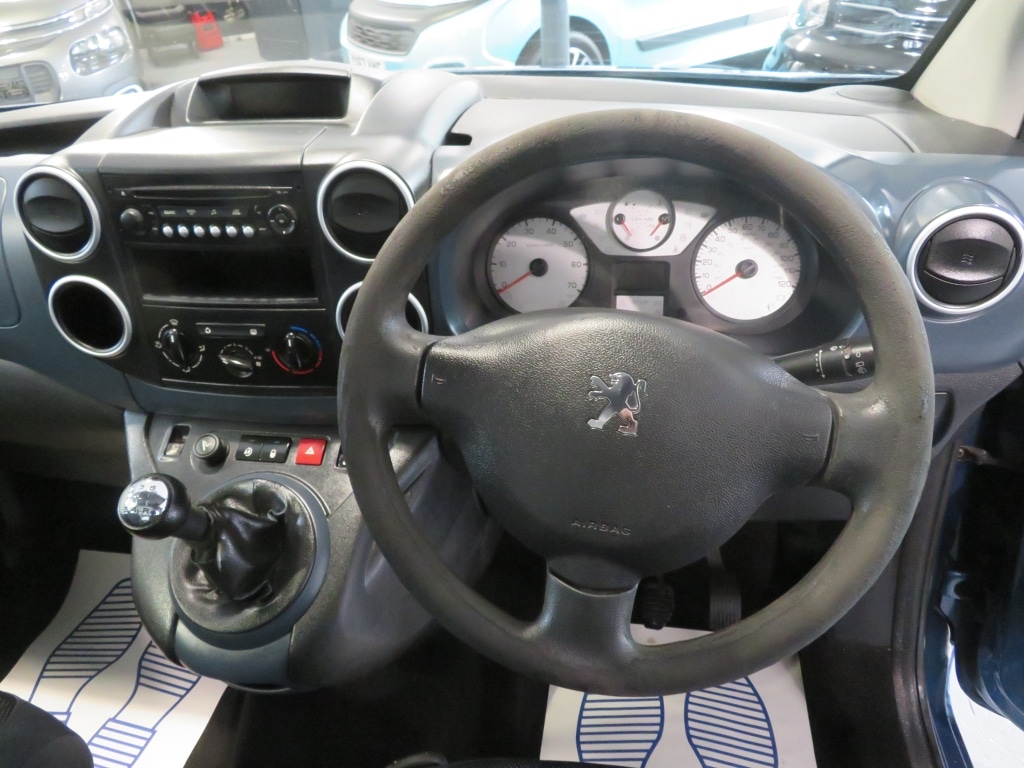 Used Peugeot Partner 2011 for sale - 73792556: Photo 19