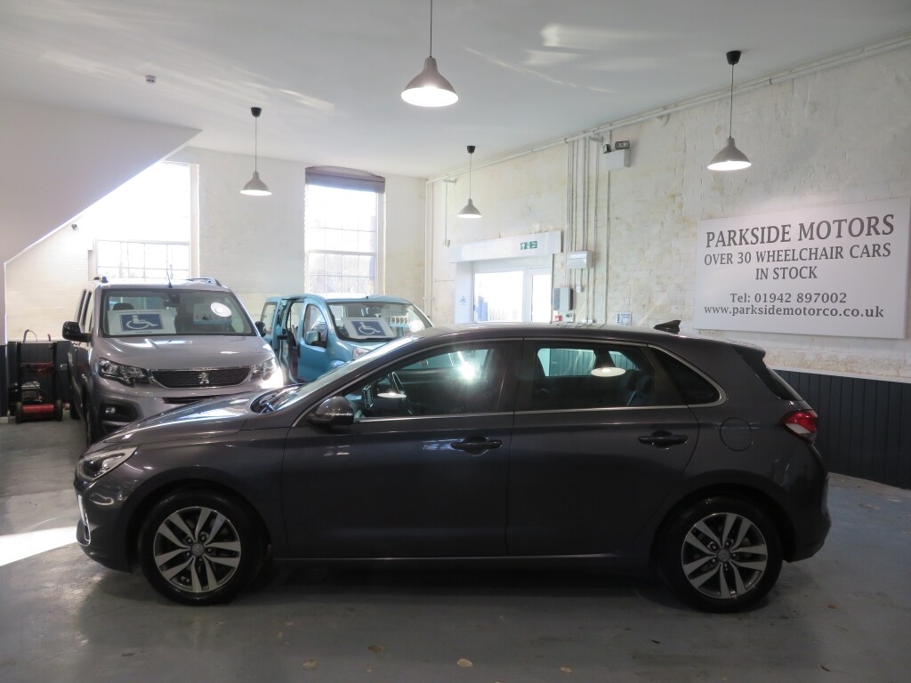 Used Hyundai i30 2018 for sale - 76631082: Photo 16