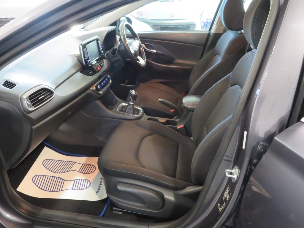 Used Hyundai i30 2018 for sale - 76631082: Photo 19