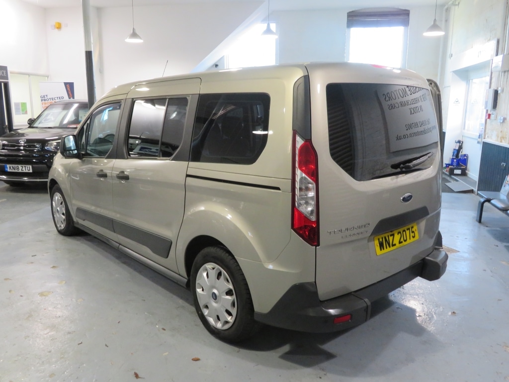 Used Ford Grand Tourneo Connect 2016 for sale - 76555603: Photo 17