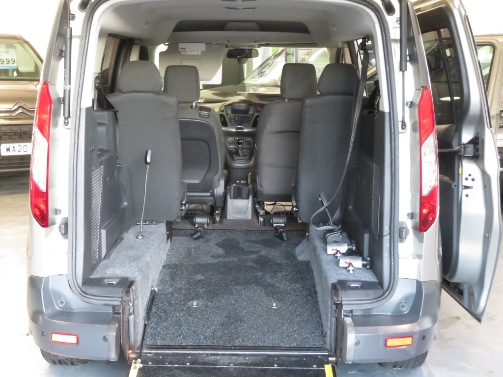 Used Ford Grand Tourneo Connect 2016 for sale - 76555603: Photo 6