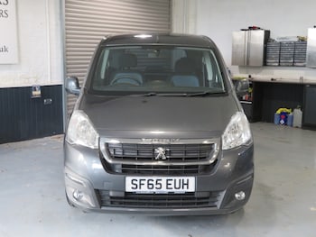 Used Peugeot Partner Tepee 2015 for sale - 78460110: Photo