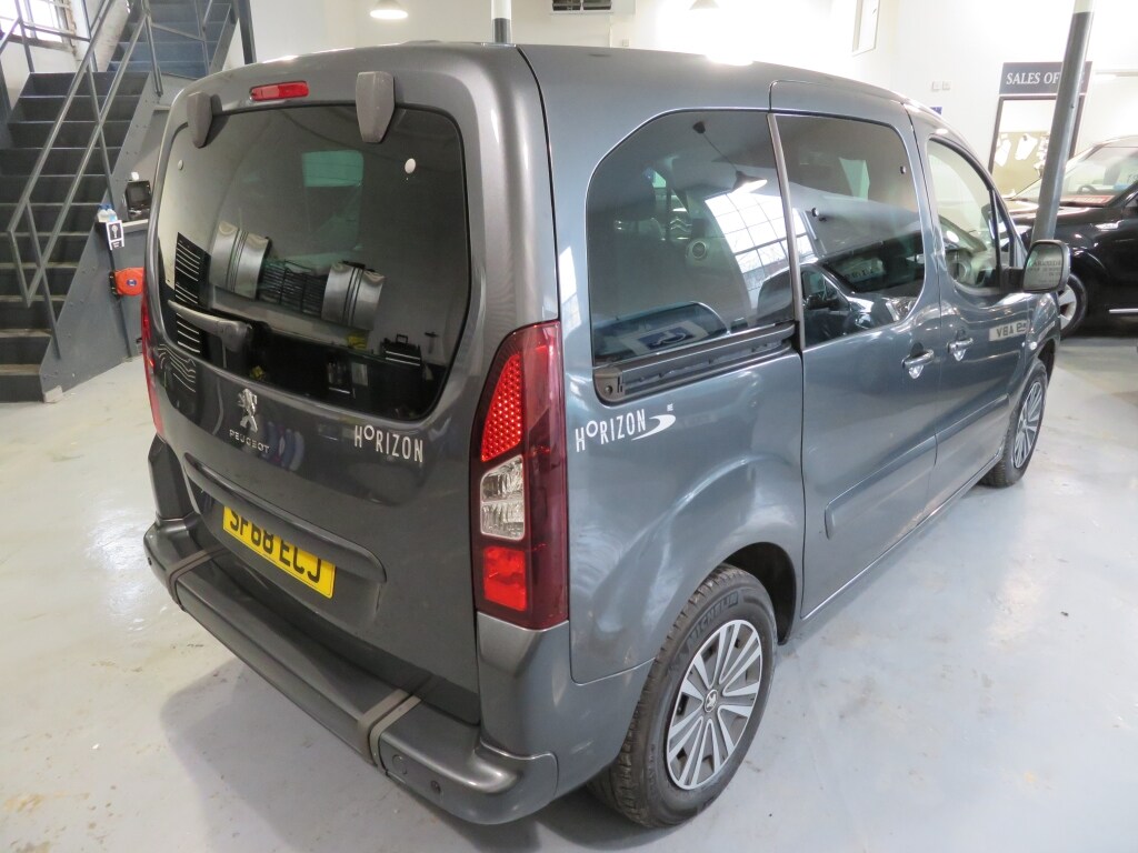 Used Peugeot Partner 2018 for sale - 77140893: Photo 19